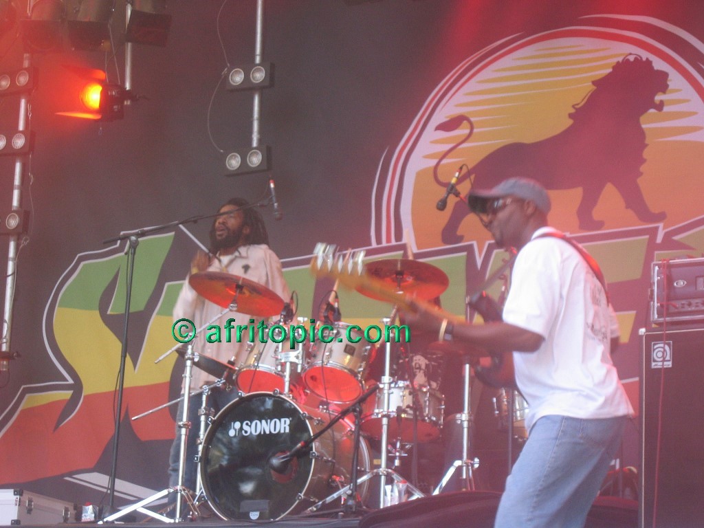 ../Images/14-160706c 570.jpg